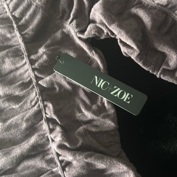 Brand new with tags, Nic and Zoe turtleneck, rouched plum sweater size Large - Picture 2 of 3